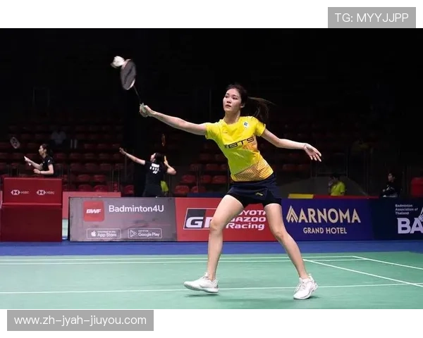 羽毛球马琳服装